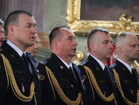 Chełm. Uroczysta msza św. z okazji Dnia Strażaka [GALERIA ZDJĘĆ]