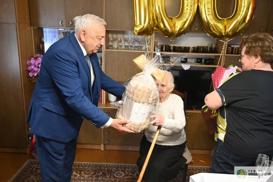 Gm. Fajsławice. 100 lat pani Janiny Wasil [GALERIA ZDJĘĆ] 