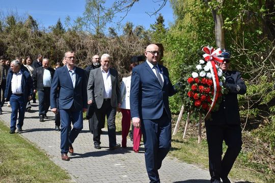 Gminne obchody 235. rocznicy uchwalenia Konstytucji 3 Maja w Fajsławicach [GALERIA ZDJĘĆ] 