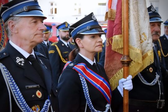 Strażacy świętowali w Krasnymstawie. Była modlitwa, podziękowania i poświęcenie wozów [GALERIA ZDJĘĆ]