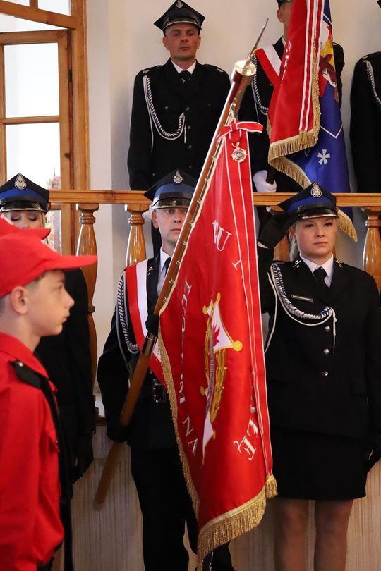 Gm. Ruda-Huta. Pierwszy proporzec dla MDP Żalin. Wyjątkowa uroczystość młodych strażaków [GALERIA ZDJĘĆ] 