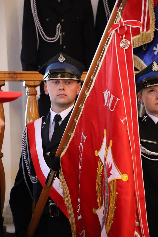 Gm. Ruda-Huta. Pierwszy proporzec dla MDP Żalin. Wyjątkowa uroczystość młodych strażaków [GALERIA ZDJĘĆ] 