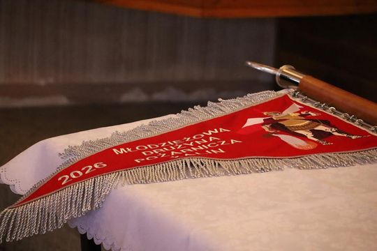 Gm. Ruda-Huta. Pierwszy proporzec dla MDP Żalin. Wyjątkowa uroczystość młodych strażaków [GALERIA ZDJĘĆ] 