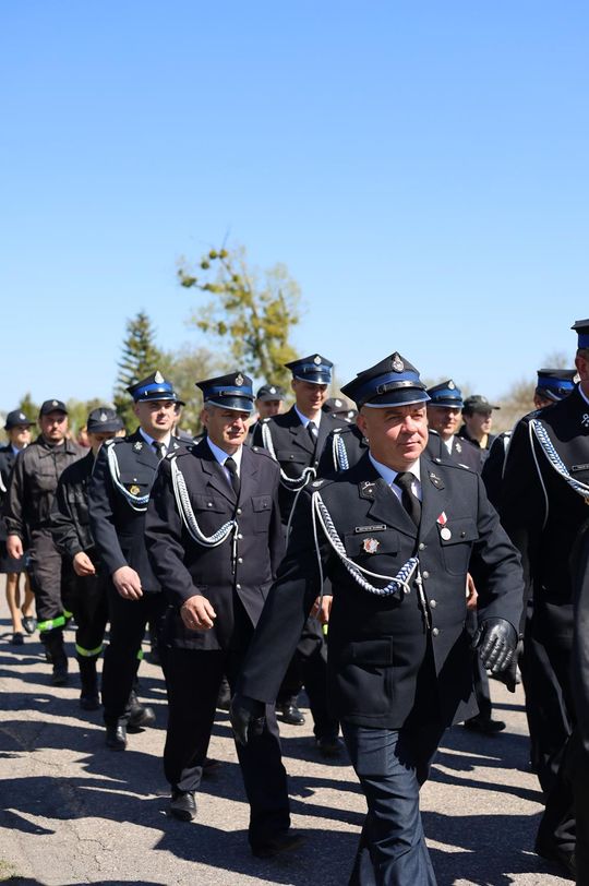 Gm. Ruda-Huta. Pierwszy proporzec dla MDP Żalin. Wyjątkowa uroczystość młodych strażaków [GALERIA ZDJĘĆ] 