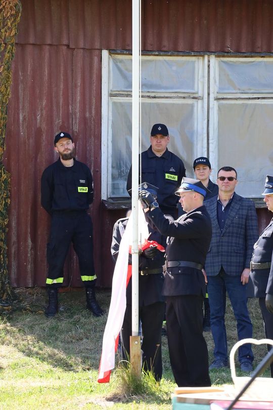 Gm. Ruda-Huta. Pierwszy proporzec dla MDP Żalin. Wyjątkowa uroczystość młodych strażaków [GALERIA ZDJĘĆ] 
