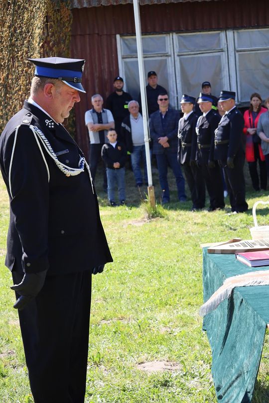 Gm. Ruda-Huta. Pierwszy proporzec dla MDP Żalin. Wyjątkowa uroczystość młodych strażaków [GALERIA ZDJĘĆ] 