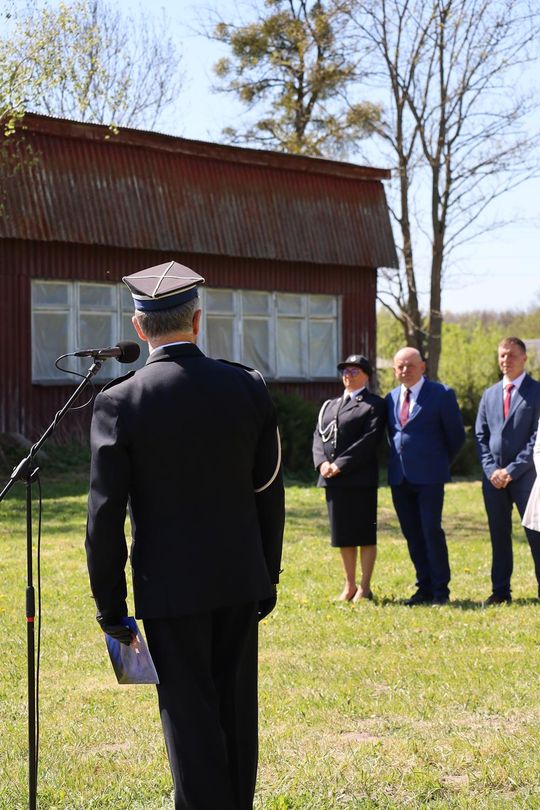 Gm. Ruda-Huta. Pierwszy proporzec dla MDP Żalin. Wyjątkowa uroczystość młodych strażaków [GALERIA ZDJĘĆ] 