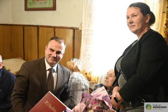 Setne urodziny Pana Stanisława Buka. Wyjątkowy jubileusz w gminie Łopiennik Górny [GALERIA ZDJĘĆ] 