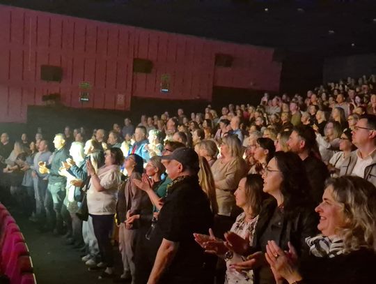 "Męskie brzmienia" w Chełmskim Domu Kultury. Publiczność dobrze się bawiła! [GALERIA ZDJĘĆ]