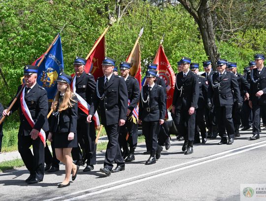 Gm. Żółkiewka. 100 lat służby i tradycji. Jubileusz OSP Olchowiec połączony z nadaniem sztandaru [GALERIA ZDJĘĆ]