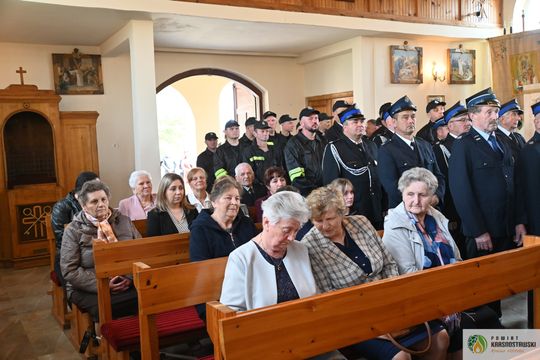 Gm. Żółkiewka. 100 lat służby i tradycji. Jubileusz OSP Olchowiec połączony z nadaniem sztandaru [GALERIA ZDJĘĆ] 
