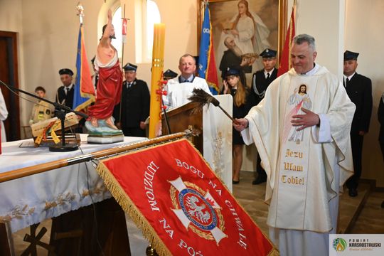Gm. Żółkiewka. 100 lat służby i tradycji. Jubileusz OSP Olchowiec połączony z nadaniem sztandaru [GALERIA ZDJĘĆ] 