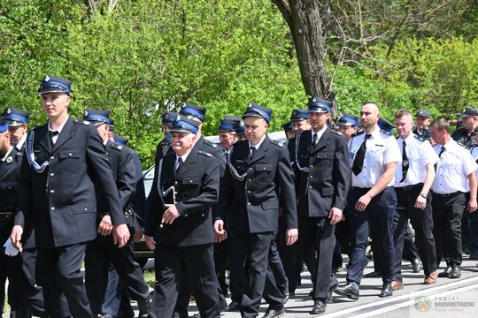 Gm. Żółkiewka. 100 lat służby i tradycji. Jubileusz OSP Olchowiec połączony z nadaniem sztandaru [GALERIA ZDJĘĆ] 