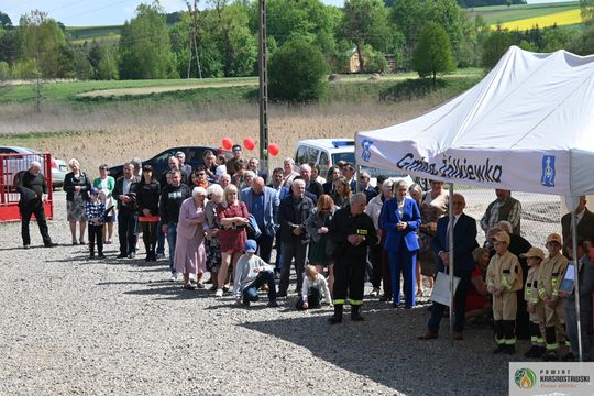 Gm. Żółkiewka. 100 lat służby i tradycji. Jubileusz OSP Olchowiec połączony z nadaniem sztandaru [GALERIA ZDJĘĆ] 