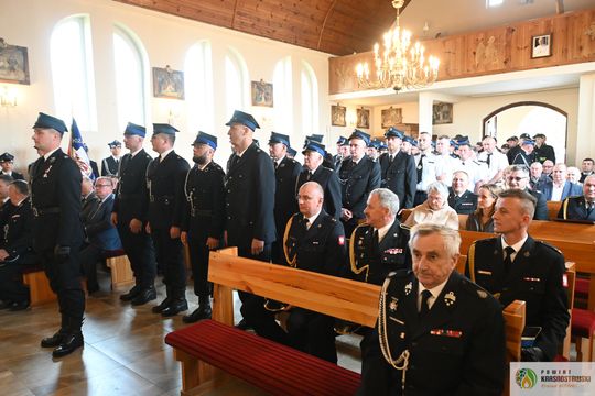 Gm. Żółkiewka. 100 lat służby i tradycji. Jubileusz OSP Olchowiec połączony z nadaniem sztandaru [GALERIA ZDJĘĆ] 