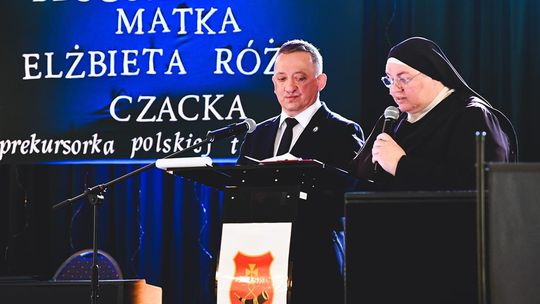 Światło w ciemności. W Kraśniczynie rozmawiano o dziedzictwie bł. Matki Czackiej [GALERIA ZDJĘĆ]