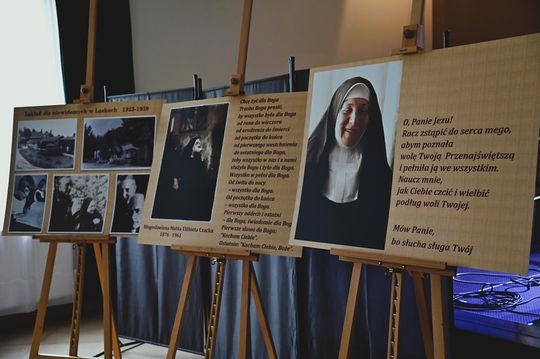 Światło w ciemności. W Kraśniczynie rozmawiano o dziedzictwie bł. Matki Czackiej [GALERIA ZDJĘĆ]