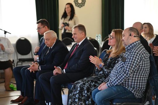 Światło w ciemności. W Kraśniczynie rozmawiano o dziedzictwie bł. Matki Czackiej [GALERIA ZDJĘĆ]