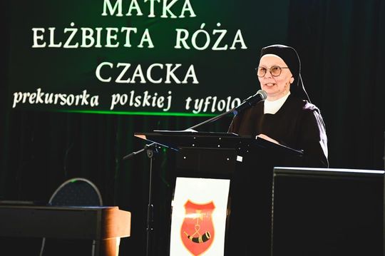 Światło w ciemności. W Kraśniczynie rozmawiano o dziedzictwie bł. Matki Czackiej [GALERIA ZDJĘĆ]