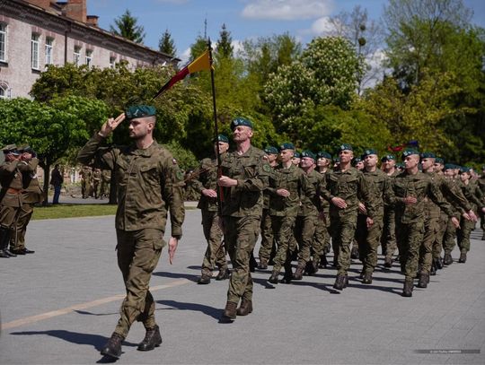 Uroczyste obchody święta 19. Chełmskiego Dywizjonu Artylerii Samobieżnej [GALERIA ZDJĘĆ]