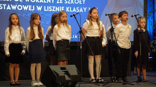 pierwsza edycja Regionalnego Przeglądu Pieśni Maryjnych pod hasłem „Tobie Maryjo”