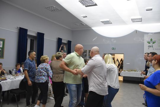 Gm. Fajsławice. Gospodynie świętowały w Fajsławicach. Biesiada pełna muzyki, wzruszeń i lokalnej energii [GALERIA ZDJĘĆ] 