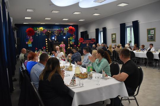 Gm. Fajsławice. Gospodynie świętowały w Fajsławicach. Biesiada pełna muzyki, wzruszeń i lokalnej energii [GALERIA ZDJĘĆ] 
