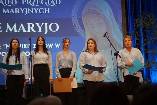 Regionalny Przegląd Pieśni Maryjnych w Urszulinie 