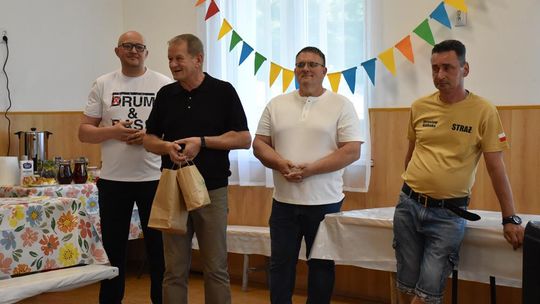 Gm. Fajsławice. Remiza pełna życia. Piknik Rodzinny połączył mieszkańców Suchodół [GALERIA ZDJĘĆ]