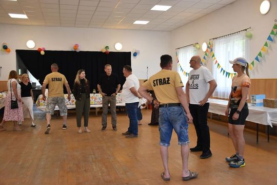 Gm. Fajsławice. Remiza pełna życia. Piknik Rodzinny połączył mieszkańców Suchodół [GALERIA ZDJĘĆ]