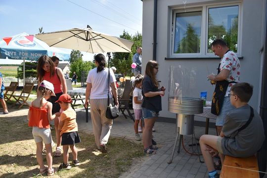 Gm. Fajsławice. Remiza pełna życia. Piknik Rodzinny połączył mieszkańców Suchodół [GALERIA ZDJĘĆ]