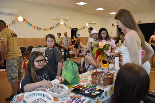 Gm. Fajsławice. Remiza pełna życia. Piknik Rodzinny połączył mieszkańców Suchodół [GALERIA ZDJĘĆ]