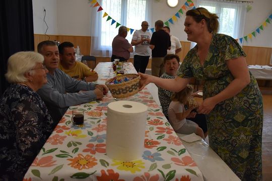 Gm. Fajsławice. Remiza pełna życia. Piknik Rodzinny połączył mieszkańców Suchodół [GALERIA ZDJĘĆ]