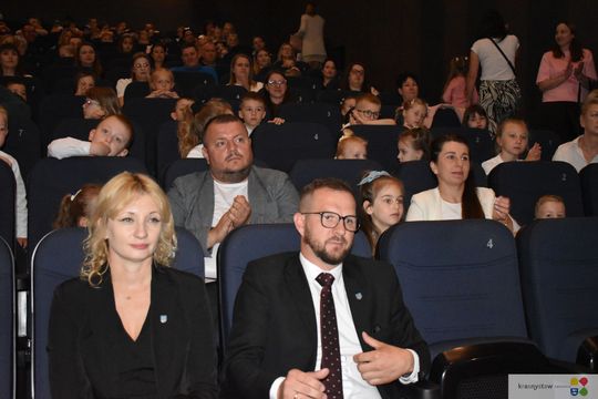 Krasnystaw. 20 lat konkursu „Moja Mama”. Jubileuszowa gala pełna dziecięcej wyobraźni [GALERIA ZDJĘĆ] 
