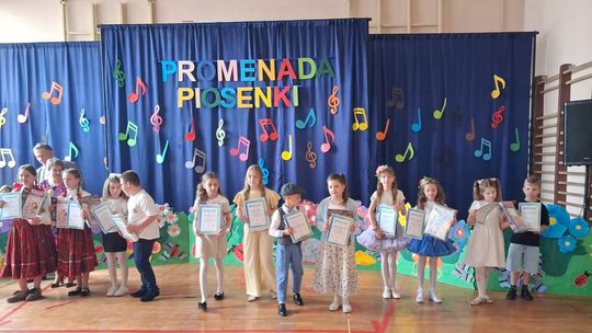 X powiatowy konkurs „Promenada piosenki” w Zespole Szkolno-Przedszkolnym nr 3 w Chełmie [ZDJĘCIA]