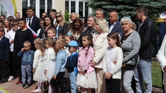Gm. Sawin. Ćwierć wieku z Janem Pawłem II – jubileusz szkoły w Czułczycach [GALERIA ZDJĘĆ]