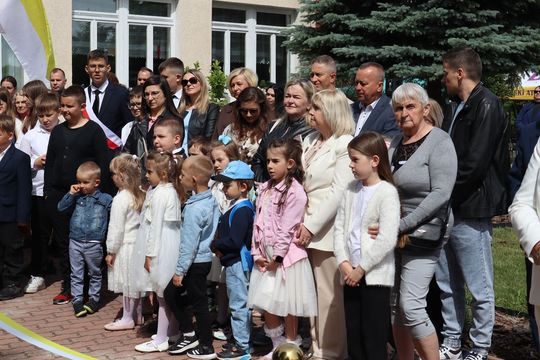 Gm. Sawin. Ćwierć wieku z Janem Pawłem II – jubileusz szkoły w Czułczycach [GALERIA ZDJĘĆ]