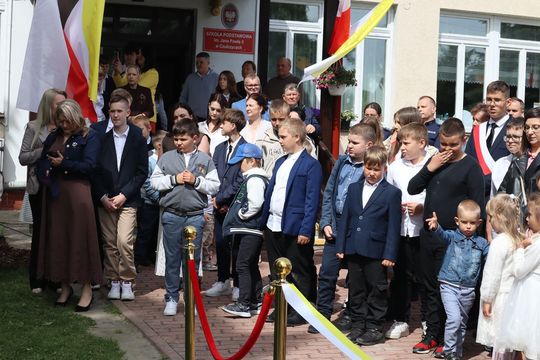 Gm. Sawin. Ćwierć wieku z Janem Pawłem II – jubileusz szkoły w Czułczycach [GALERIA ZDJĘĆ]