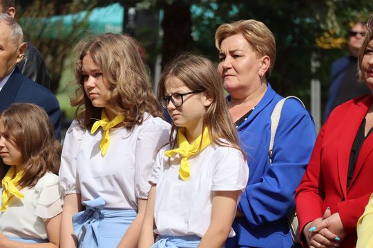 Gm. Sawin. Ćwierć wieku z Janem Pawłem II – jubileusz szkoły w Czułczycach [GALERIA ZDJĘĆ]