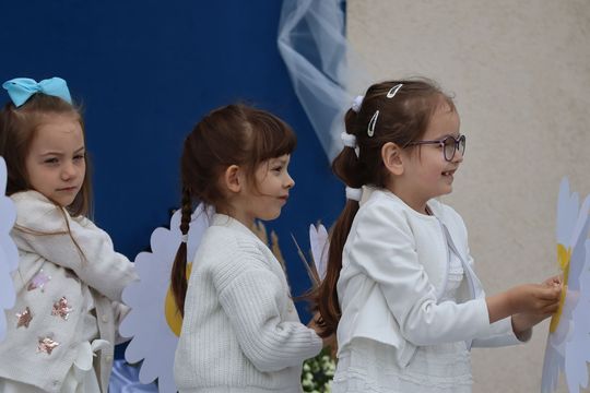 Gm. Sawin. Ćwierć wieku z Janem Pawłem II – jubileusz szkoły w Czułczycach [GALERIA ZDJĘĆ]