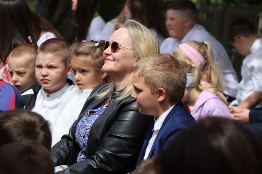 Gm. Sawin. Ćwierć wieku z Janem Pawłem II – jubileusz szkoły w Czułczycach [GALERIA ZDJĘĆ]