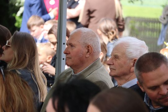 Gm. Sawin. Ćwierć wieku z Janem Pawłem II – jubileusz szkoły w Czułczycach [GALERIA ZDJĘĆ]