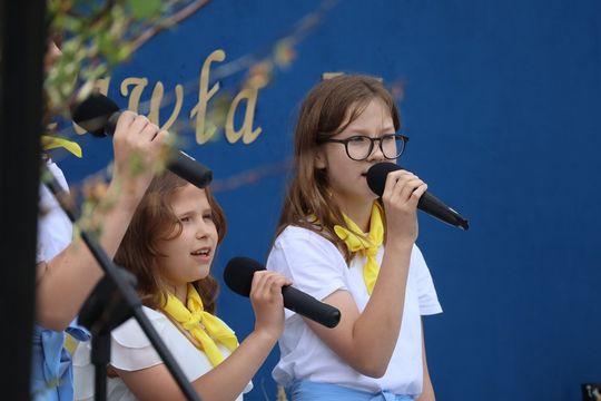 Gm. Sawin. Ćwierć wieku z Janem Pawłem II – jubileusz szkoły w Czułczycach [GALERIA ZDJĘĆ]