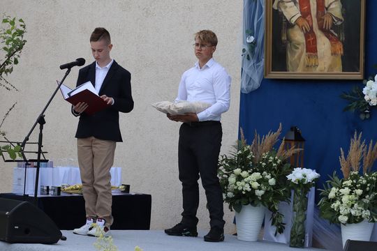 Gm. Sawin. Ćwierć wieku z Janem Pawłem II – jubileusz szkoły w Czułczycach [GALERIA ZDJĘĆ]