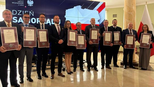 Samorządowcy z powiatu krasnostawskiego wyróżnieni [GALERIA ZDJĘĆ]