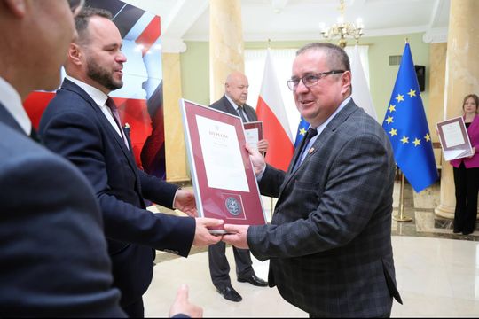 Samorządowcy z powiatu krasnostawskiego wyróżnieni [GALERIA ZDJĘĆ]