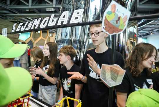 Gm. Sawin. Młodzi naukowcy z Bukowej Wielkiej wśród najlepszych w Polsce. Sukces „Eksplorek” w Centrum Nauki Kopernik [GALERIA ZDJĘĆ]