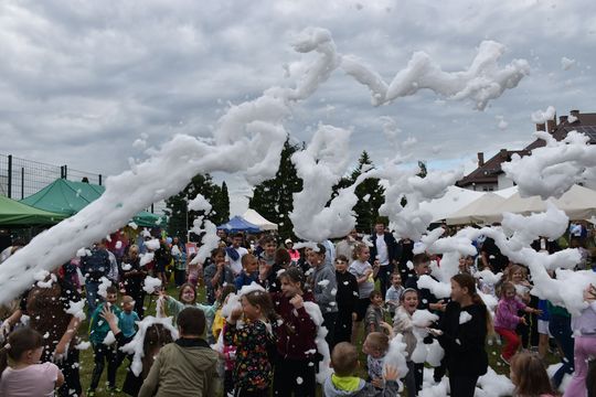 Gminny Dzień Dziecka w Fajsławicach pełen radości, atrakcji i rodzinnej atmosfery [GALERIA ZDJĘĆ] 