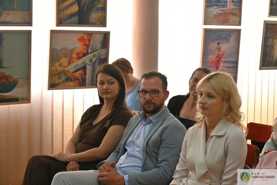 Pow. krasnostawski. Młodzi historycy ocalają pamięć regionu. 134 uczniów w jubileuszowej edycji konkursu „Ocalmy naszą przeszłość” [GALERIA ZDJĘĆ]
