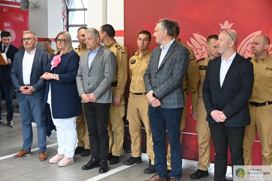 Pow. krasnostawski. Ponad pół miliona złotych dla strażaków. Środki mają wzmocnić bezpieczeństwo mieszkańców [GALERIA ZDJĘĆ] 